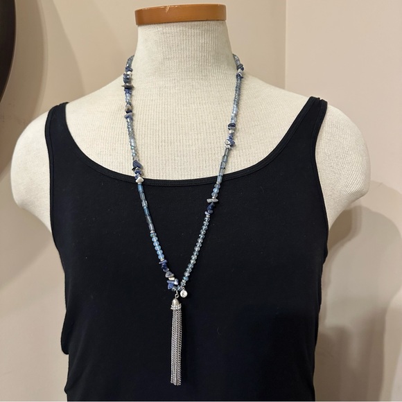 Simply Vera Vera Wang Necklace - long silver w/ blue glass & lapis stone beads - Picture 2 of 14
